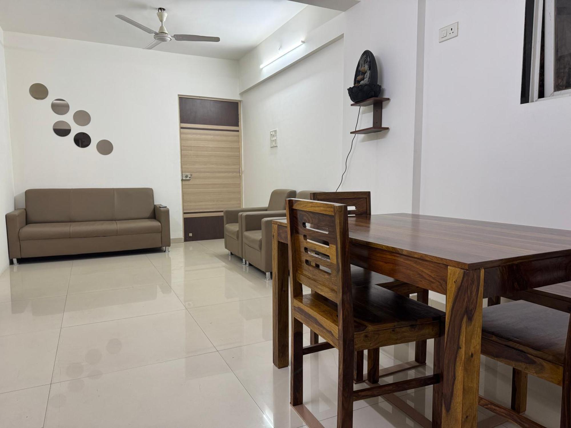 Luna Spaces- Near Mumbai International Airport Exterior foto