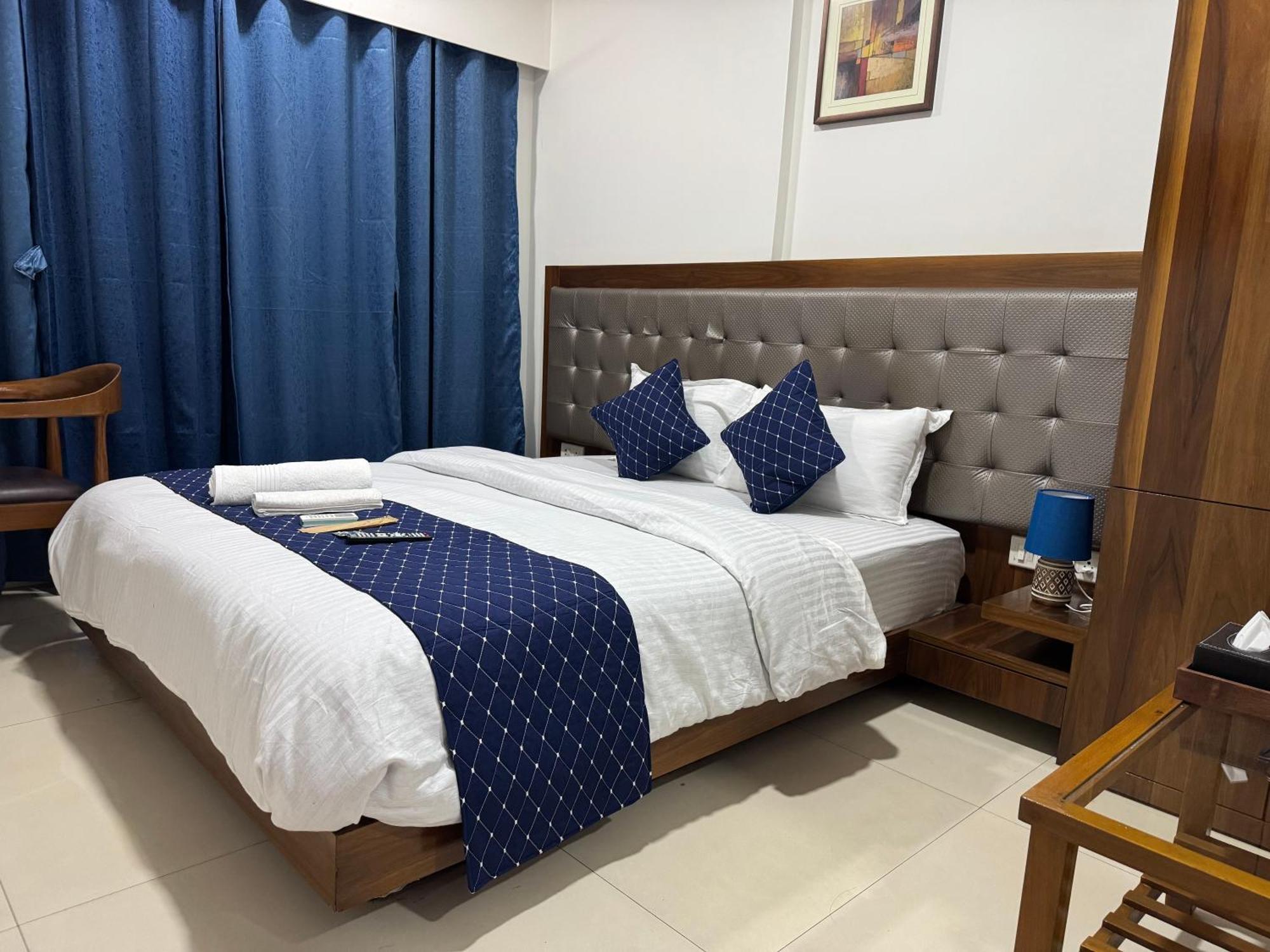 Luna Spaces- Near Mumbai International Airport Exterior foto